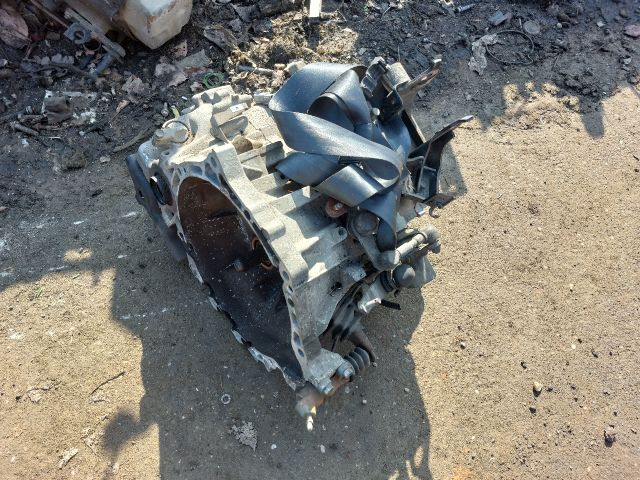 bontott TOYOTA YARIS Váltó (Mechanikus)