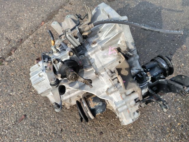 bontott TOYOTA YARIS Váltó (Mechanikus)