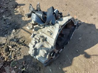 bontott TOYOTA YARIS Váltó (Mechanikus)