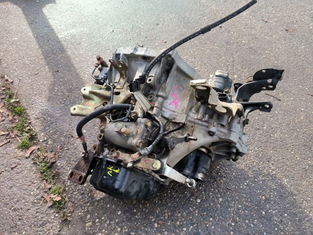 bontott TOYOTA YARIS Váltó (Mechanikus)