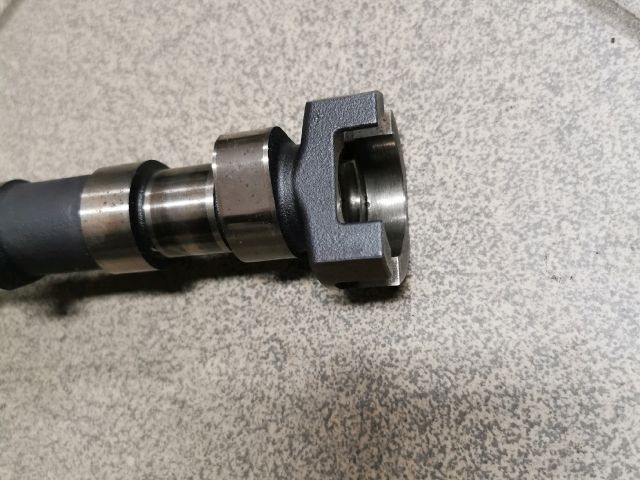 bontott TOYOTA YARIS Vezérműtengely (Magában)