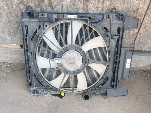 bontott TOYOTA YARIS Vízhűtő Radiátor (Klímás)