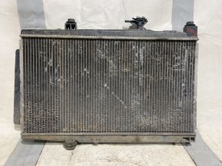 bontott TOYOTA YARIS Vízhűtő Radiátor (Klímás)