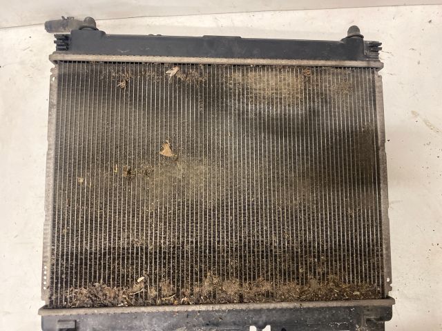 bontott TOYOTA YARIS Vízhűtő Radiátor (Klímás)