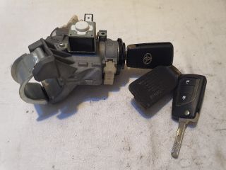 bontott TOYOTA YARIS Gyújtáskapcsoló Házzal