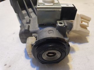 bontott TOYOTA YARIS Gyújtáskapcsoló Házzal