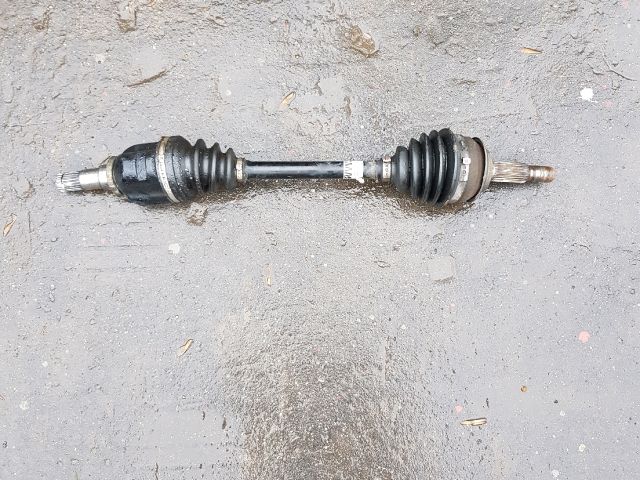 bontott TOYOTA YARIS Bal Féltengely