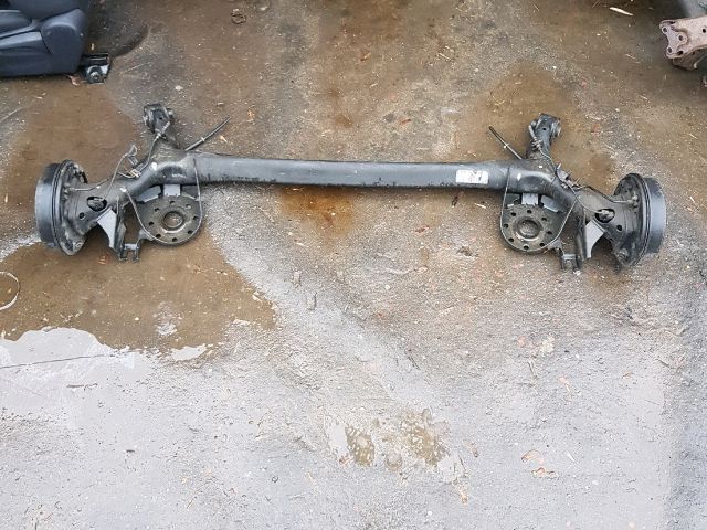 bontott TOYOTA YARIS Hátsó Híd (Dobfékes)