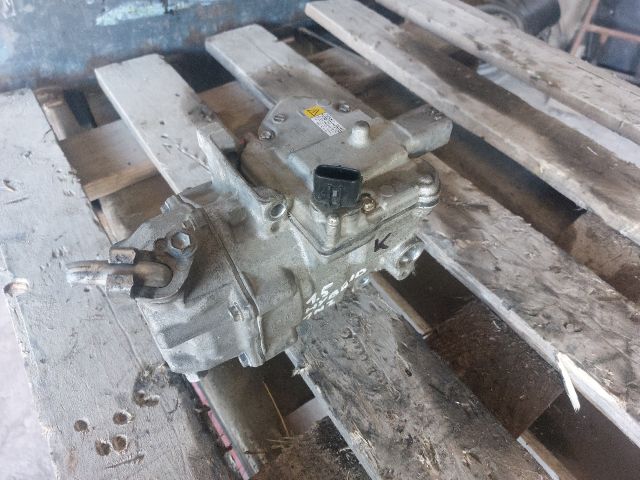 bontott TOYOTA YARIS Klímakompresszor