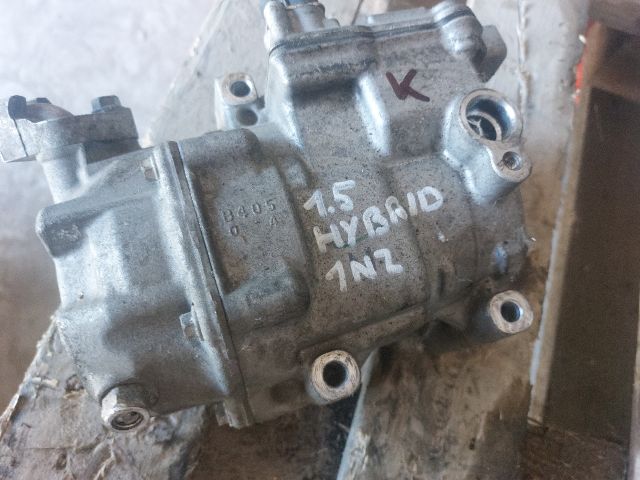 bontott TOYOTA YARIS Klímakompresszor