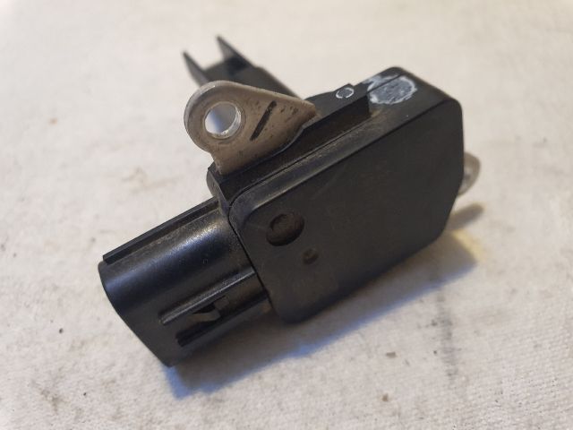 bontott TOYOTA YARIS Légtömegmérő