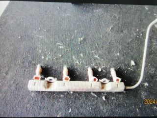 bontott TOYOTA YARIS Porlasztó Sor / Híd