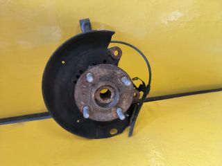 bontott TOYOTA YARIS Jobb első Csonkállvány Kerékaggyal