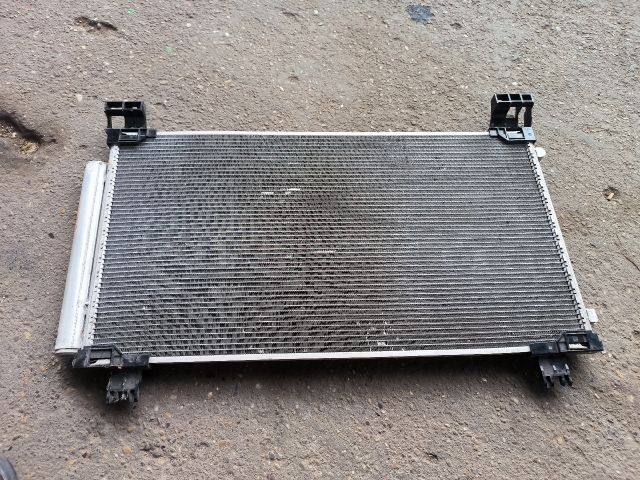 bontott TOYOTA YARIS Klímahűtő Radiátor