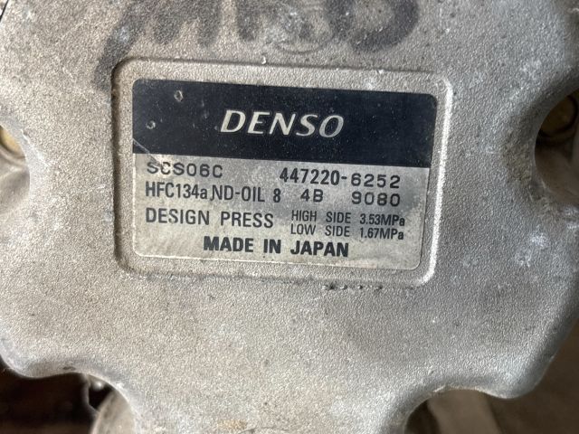 bontott TOYOTA YARIS Klímakompresszor