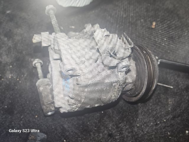 bontott TOYOTA YARIS Klímakompresszor