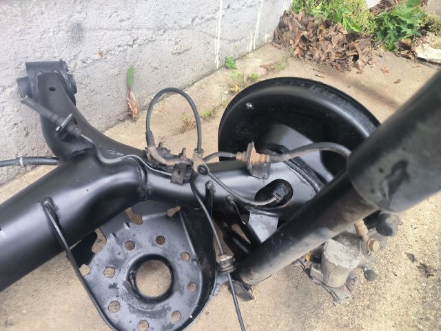 bontott TOYOTA YARIS Hátsó Híd (Tárcsafékes)