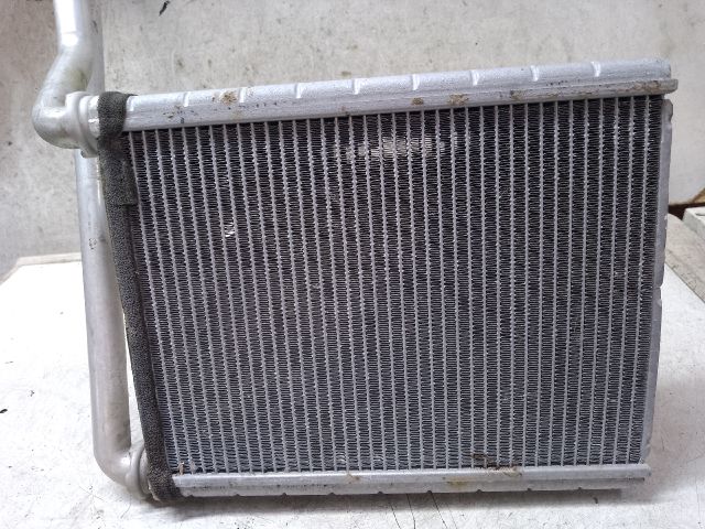 bontott TOYOTA YARIS Fűtőradiátor