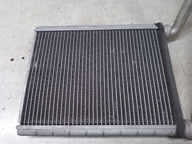 bontott TOYOTA YARIS Fűtőradiátor