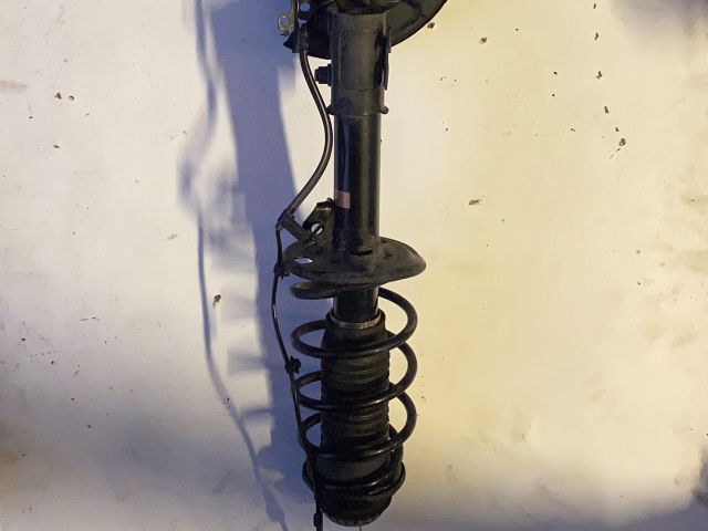 bontott TOYOTA YARIS Jobb első Gólyaláb (Lengécsillapító, Rugó)