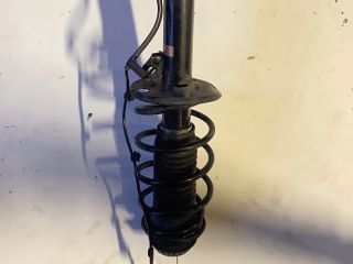 bontott TOYOTA YARIS Jobb első Gólyaláb (Lengécsillapító, Rugó)