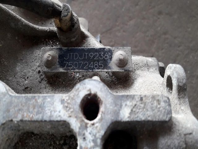 bontott TOYOTA YARIS Váltó (Mechanikus)