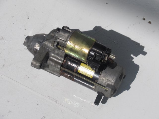 bontott TOYOTA YARIS Önindító