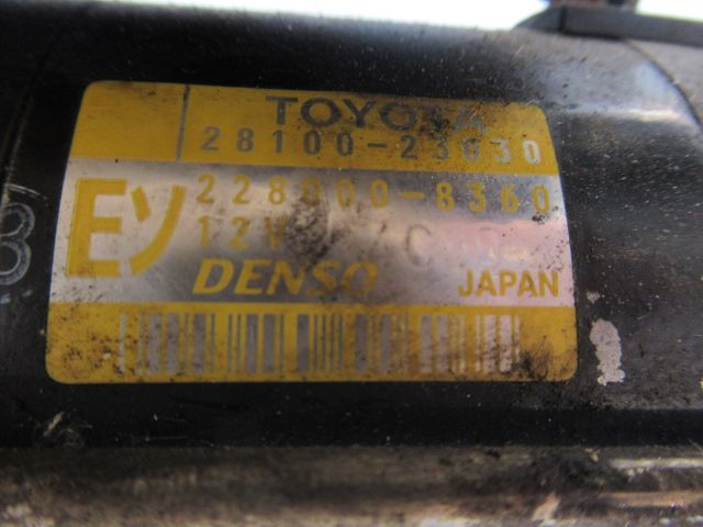 bontott TOYOTA YARIS Önindító