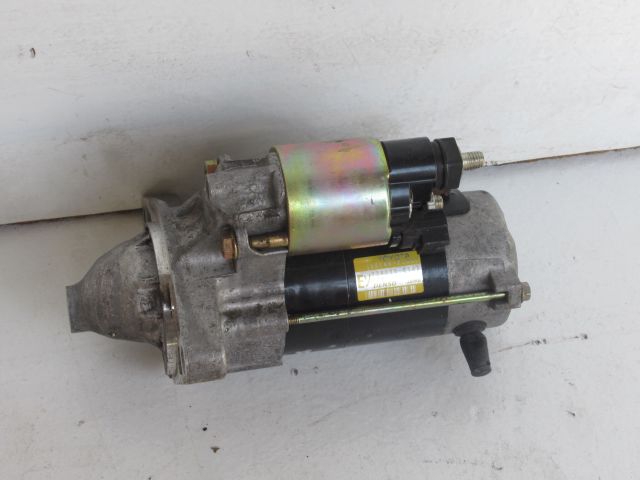 bontott TOYOTA YARIS Önindító