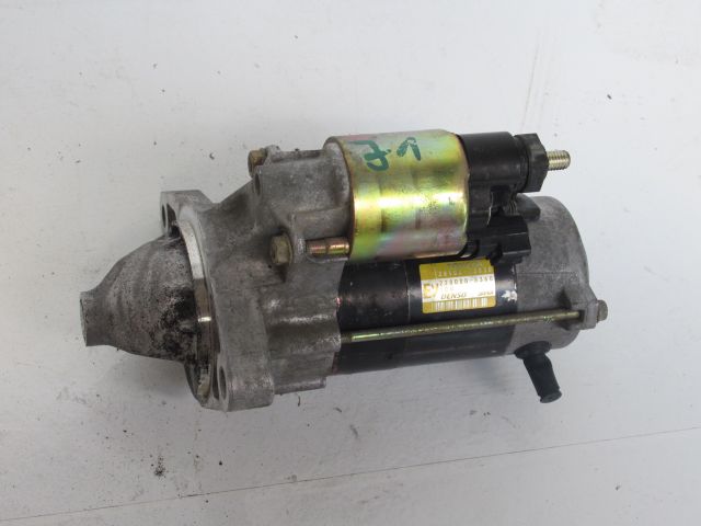 bontott TOYOTA YARIS Önindító