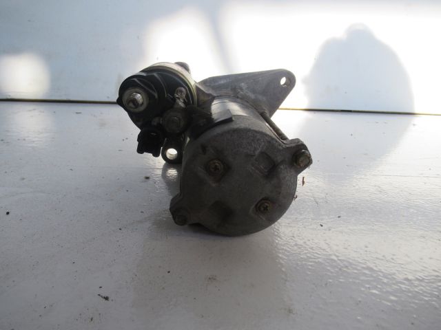 bontott TOYOTA YARIS Önindító