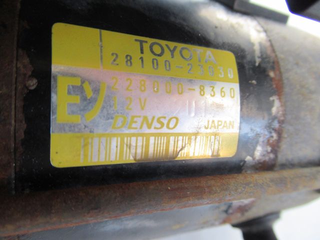 bontott TOYOTA YARIS Önindító