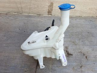 bontott TOYOTA YARIS Ablakmosó Tartály