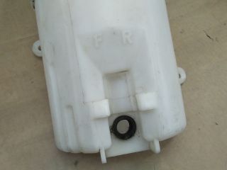 bontott TOYOTA YARIS Ablakmosó Tartály