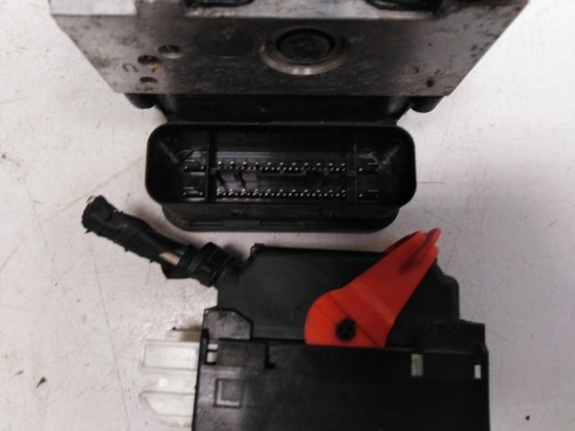 bontott TOYOTA YARIS ABS Kocka