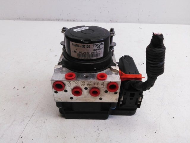 bontott TOYOTA YARIS ABS Kocka