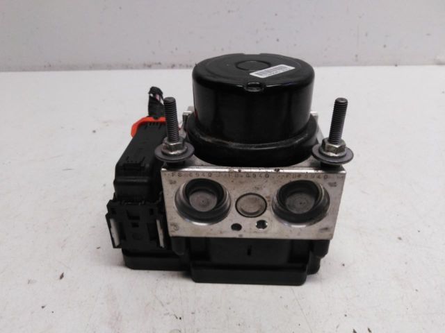 bontott TOYOTA YARIS ABS Kocka