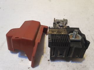 bontott TOYOTA YARIS Akkumulátor Saru Elektronikával