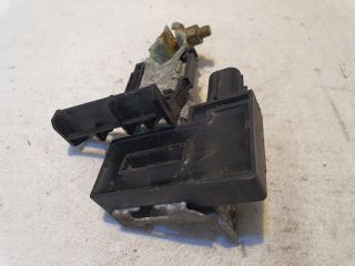 bontott TOYOTA YARIS Akkumulátor Saru Elektronikával