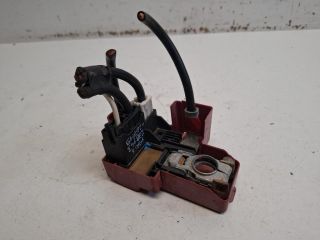 bontott TOYOTA YARIS Akkumulátor Vezérlő Panel