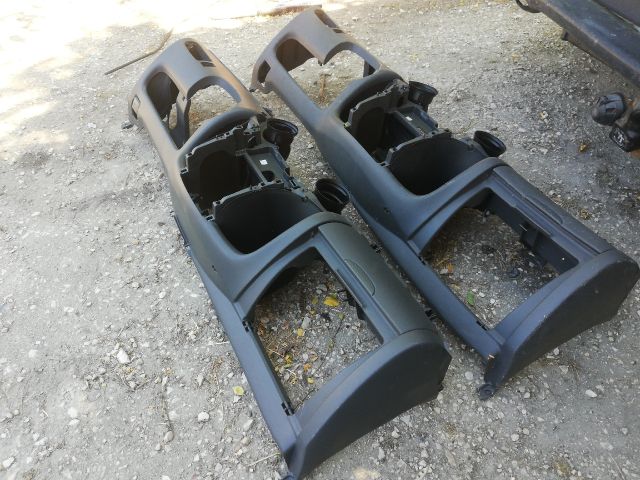 bontott TOYOTA YARIS Alsó Műszerfal Burkolat