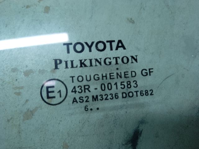 bontott TOYOTA YARIS Bal első Ablak