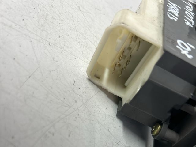 bontott TOYOTA YARIS Bal első Ablakemelő Kapcsoló