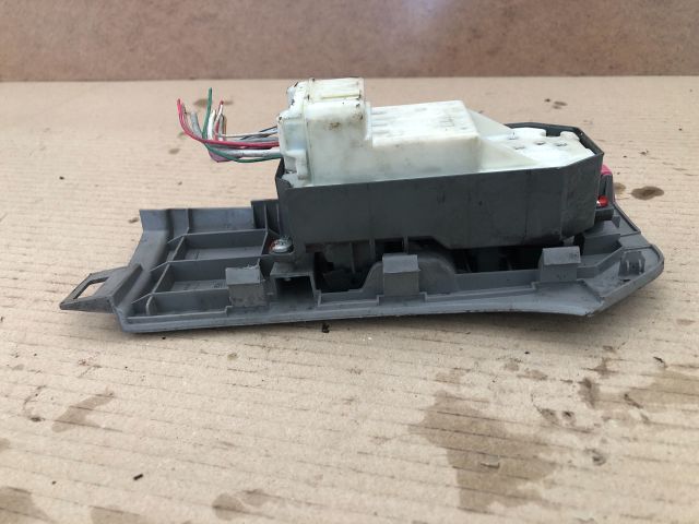 bontott TOYOTA YARIS Bal első Ablakemelő Kapcsoló