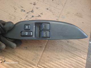 bontott TOYOTA YARIS Bal első Ablakemelő Kapcsoló