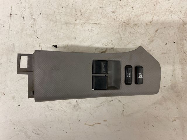 bontott TOYOTA YARIS Bal első Ablakemelő Kapcsoló