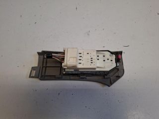 bontott TOYOTA YARIS Bal első Ablakemelő Kapcsoló