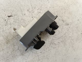 bontott TOYOTA YARIS Bal első Ablakemelő Kapcsoló