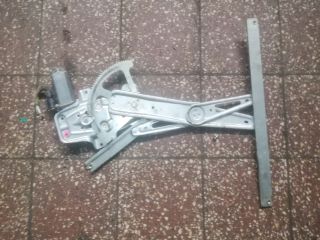 bontott TOYOTA YARIS Bal első Ablakemelő Szerkezet (Elektromos)