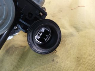 bontott TOYOTA YARIS Bal első Ablakemelő Szerkezet (Elektromos)